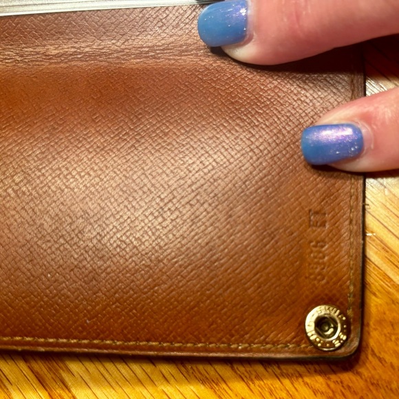 Louis Vuitton Rare, Authentic Monogram credit card/picture holder. - Picture 8 of 8